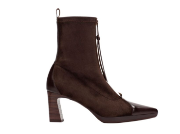 Hispanitas Bangkok / MARRON