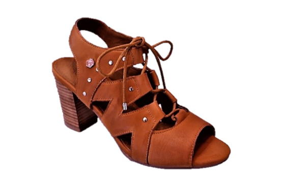067249 / CAMEL