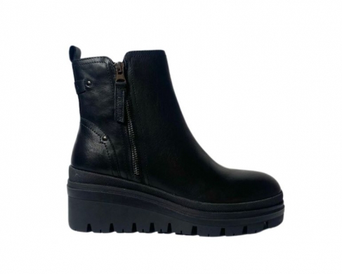 Carmela 16200 / NEGRO