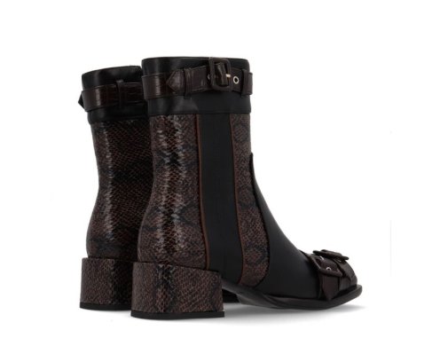 Noa Harmon Date / MARRON