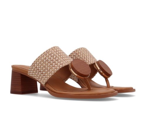 Noa Harmnon Petra / CUERO