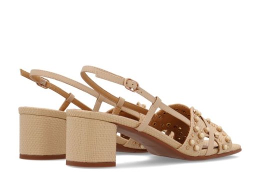 Noa Harmon Salina / BEIG