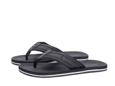 Tommy Hilfiger FM05801 / NEGRO