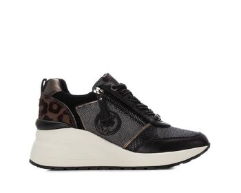 Carmela 162521 / NEGRO