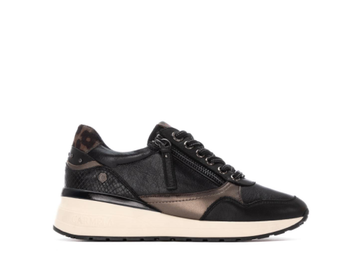 Carmela  162442 / NEGRO