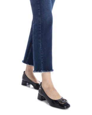 Carmela  162540 / NEGRO