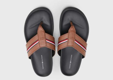 Tommy Hilfiger FM04460 / MARRON