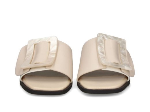 Noa Harmon Cova / BEIG