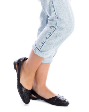 Carmela 16067205 / NEGRO