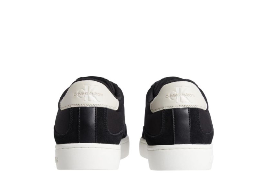 Clavin Klein YM012020 / NEGRO