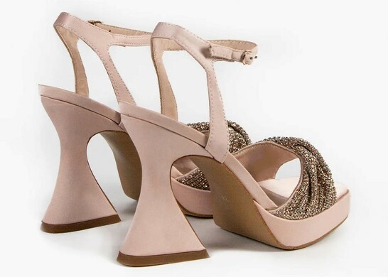 Noa Harmon 009212 / NUDE