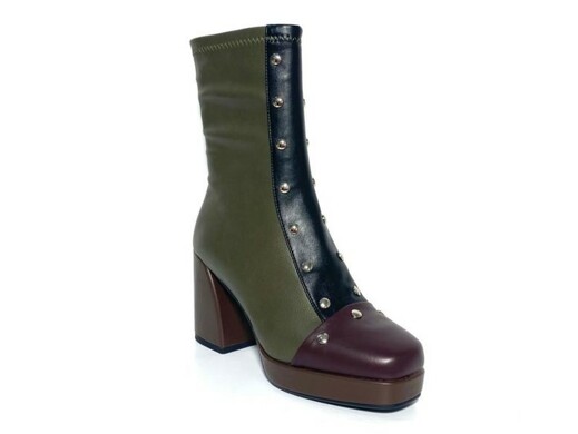 Noa Harmon 009138 / MARRON