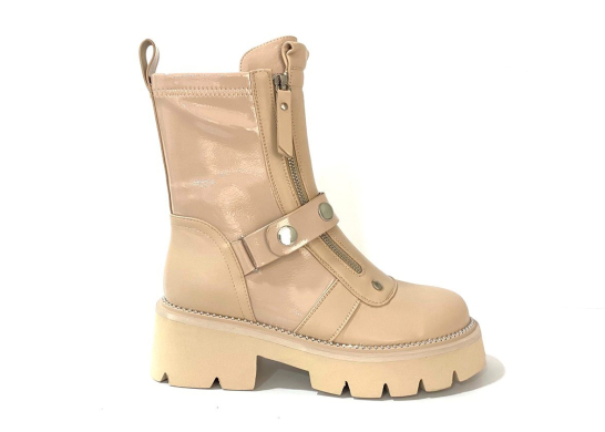 Noa Harmon Acuario / NUDE