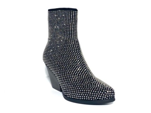 Noa Harmon 009544 / NEGRO