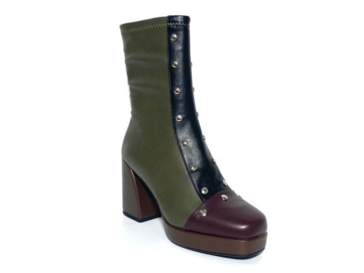 Noa Harmon 009138 / MARRON