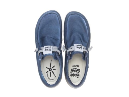 Sunni Sabbi Kunash / AZUL