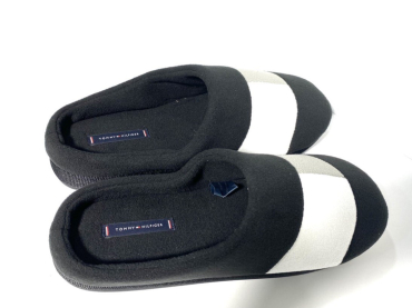 Tommy Hilfiger FM03801 / NEGRO