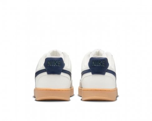 Nike HF1068 / BEIG