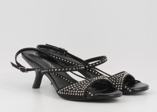 Noa Harmon 009217 / NEGRO