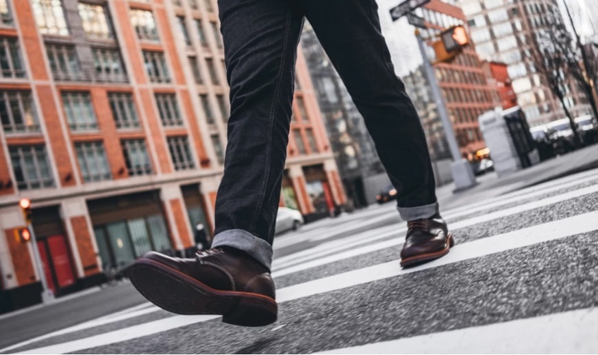 Cómo combinar botas de hombre