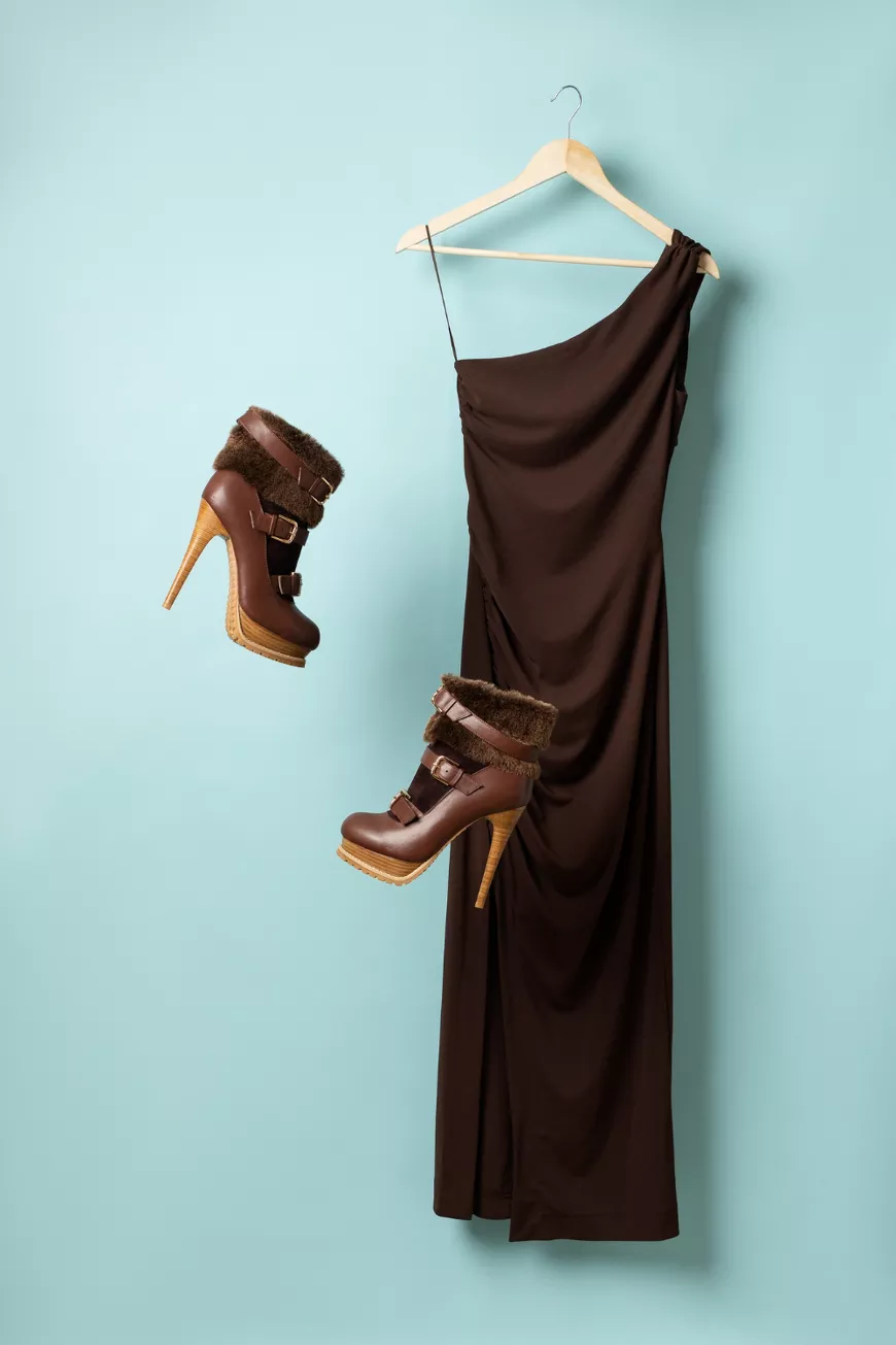 Guía de estilo: cómo combinar zapatos para vestidos largos en cualquier ocasión